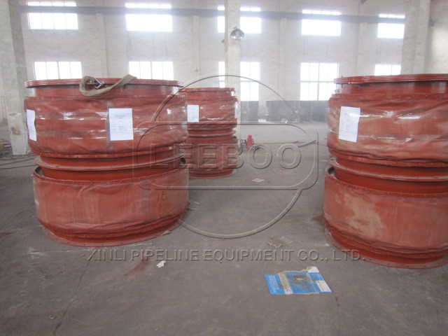 非金屬<a href=http://www.xinlihn.com target=_blank class=infotextkey>補(bǔ)償器</a>近景圖